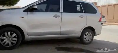 تويوتا افانزا سيارة 2