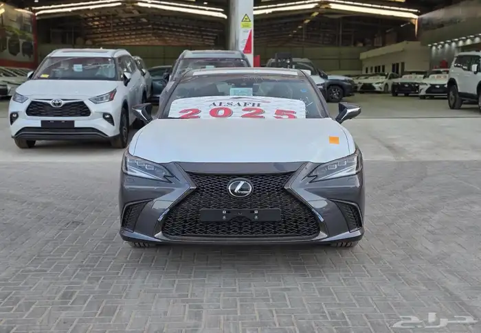 لكزس Es350 cc موديل 2025 اصفار وارد عبداللطيف جميل 0