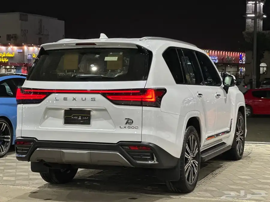 لكزس LX 600 BB موديل 2025 عداد 1000 كيلو فقط شبه جديد index
