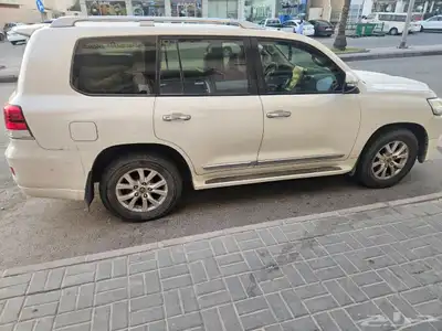 لاندكروزر 2018 3