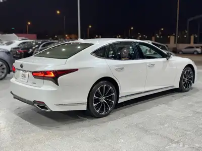 لكزس LS 500 موديل 2022 2