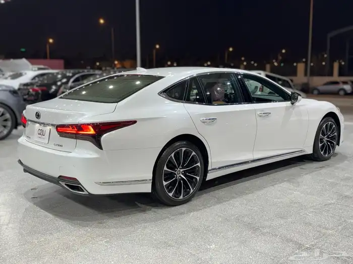 لكزس LS 500 موديل 2022 2