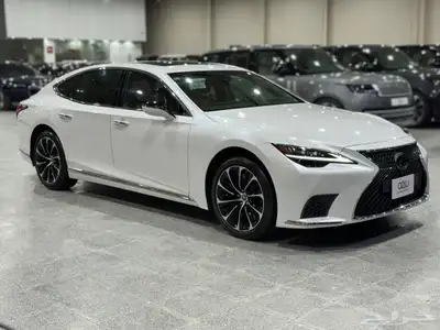 لكزس LS 500 موديل 2022 1