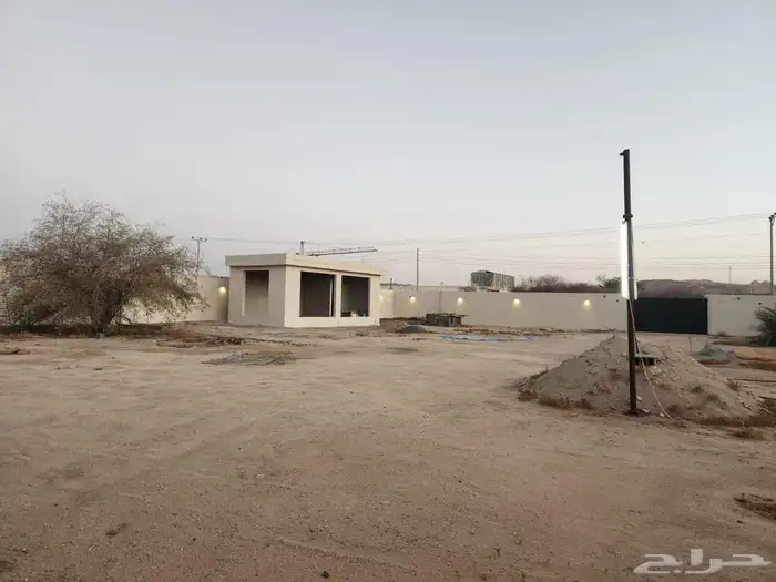 حوش للإيجار الشميسي الحديبيه 0