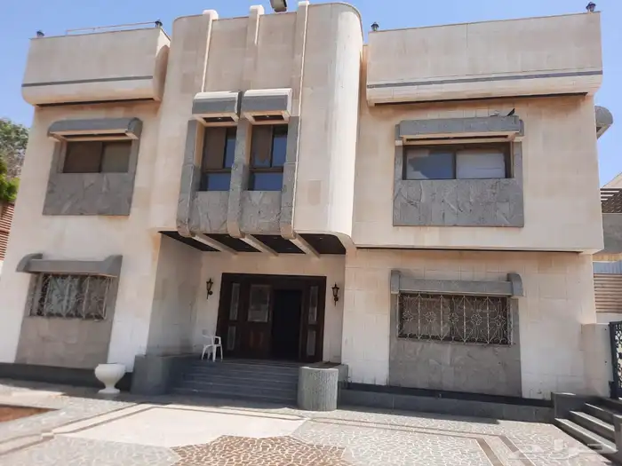 فيلا للايجار السنوي جدة حي الخالديه 0