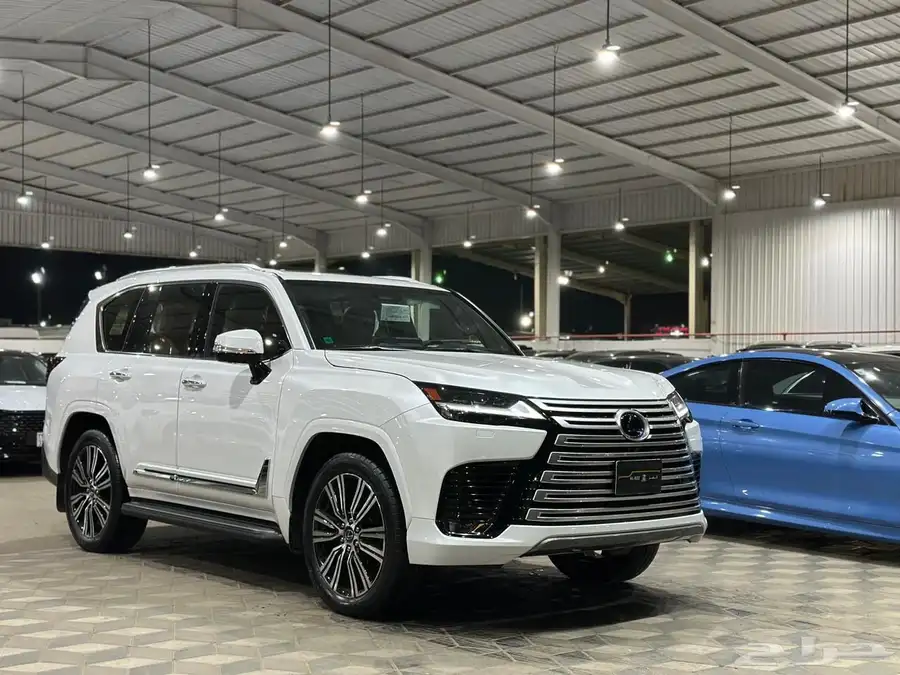 لكزس LX 600 BB موديل 2025 عداد 1000 كيلو فقط شبه جديد index