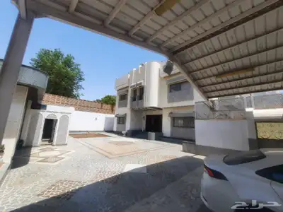 فيلا للايجار السنوي جدة حي الخالديه 2