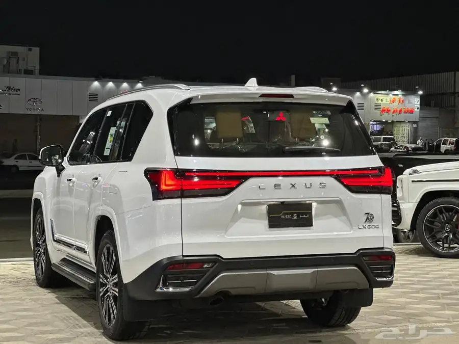 لكزس LX 600 BB موديل 2025 عداد 1000 كيلو فقط شبه جديد index