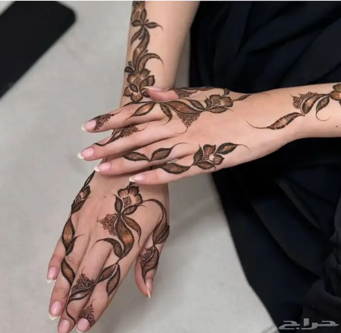 نقاشه أم مالك بالرياض 3
