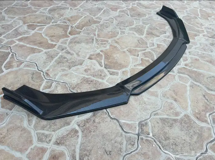 لحية لكزس is F 1