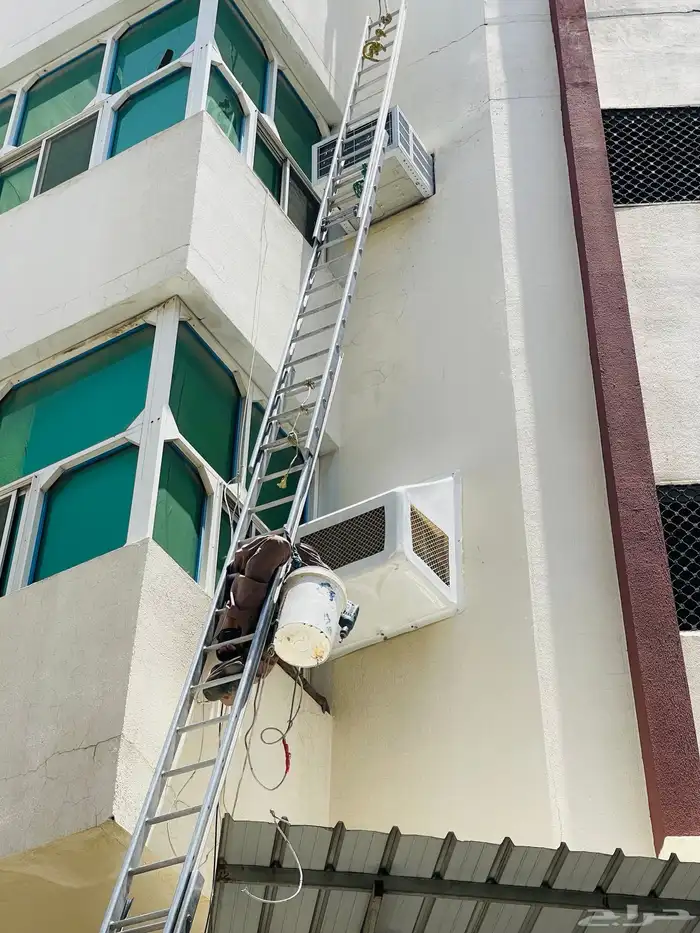 تركيب اغطية المكيفات غطاء مكيف فيبر شبك شباك شفات طارد 2
