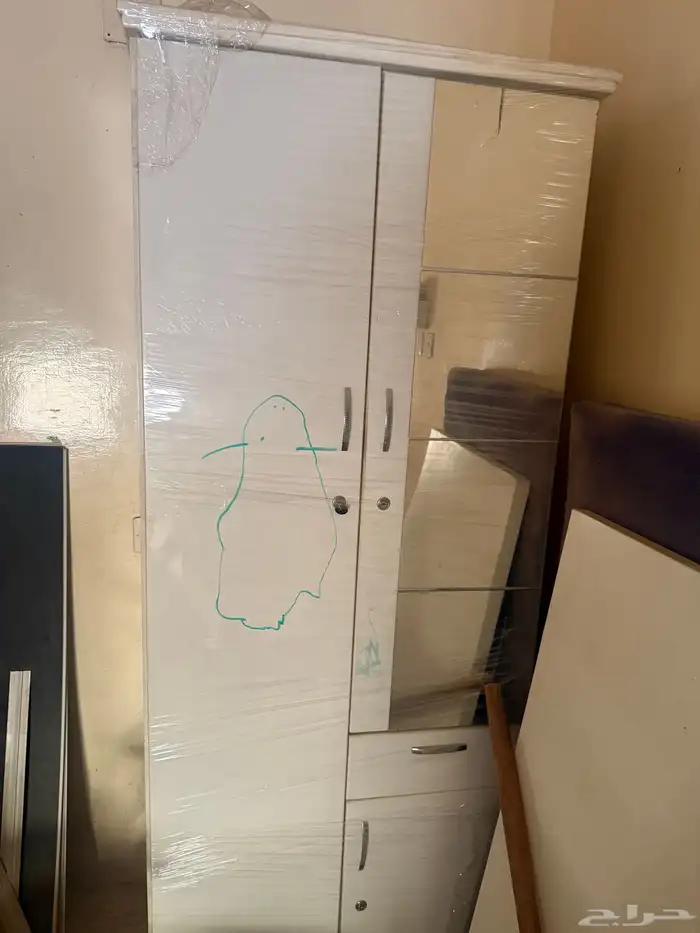 أغراض منزليه ودواليب 2