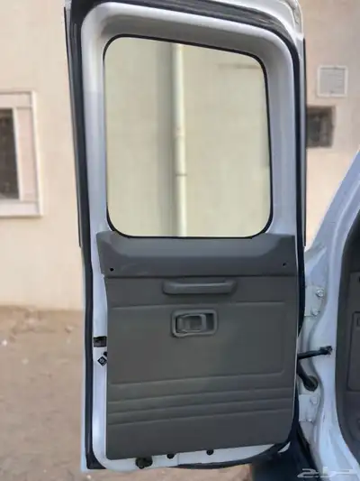 نيسان صالون أربع بييان حكومي سابقا ممشا 75 فقط 36