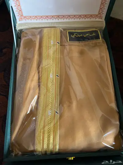 2 بشت ملكي فاخر 1
