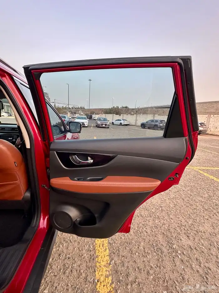 نيسان اكس تريل فل كامل 2019 17