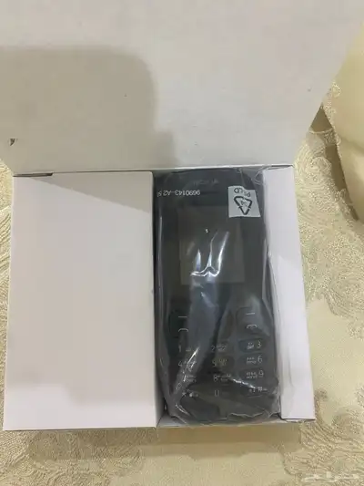 جوال نوكيا ابو كشاف توه جديد والله ما جلس معي يوم ع السوووم 0