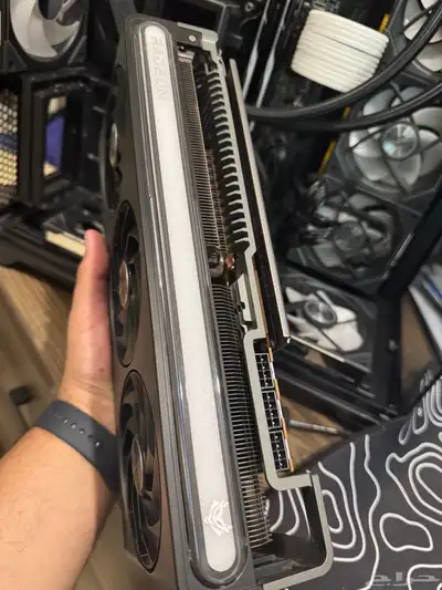 كرت شاشة 7900 xtx 24gb sapphire nitro 2