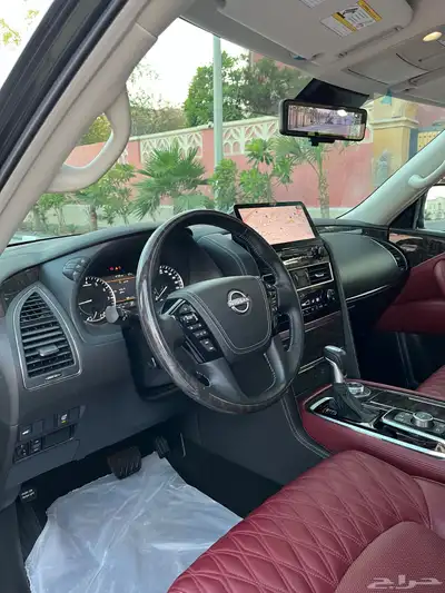 للبيع نيسان باترول بلاتينيوم 2024 V6 63