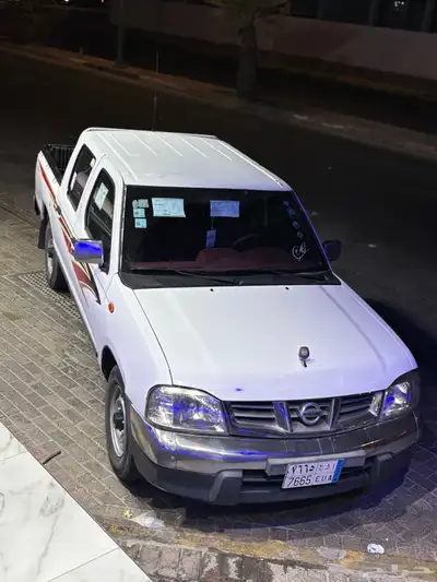 نيسان ددسن 27