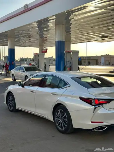 لكزس ES350 2025 0