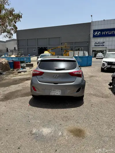 النترا i30 مصدومه للبيع 1