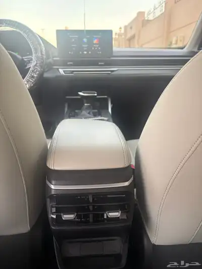 جيلي اميجراند GS 2024 استاندر 5