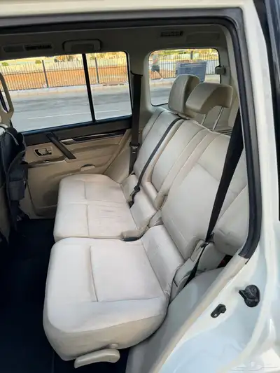 باجيرو 2017 gls 3.5 7