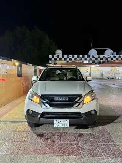 جيب ايسوزو 1