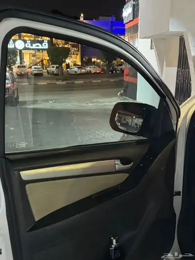 جيب ايسوزو 11