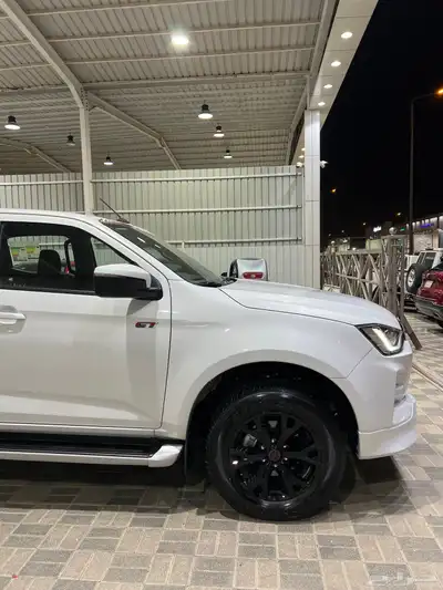 للبيع ايسوزو ديماكس GT 2024 شبه اصفار 3