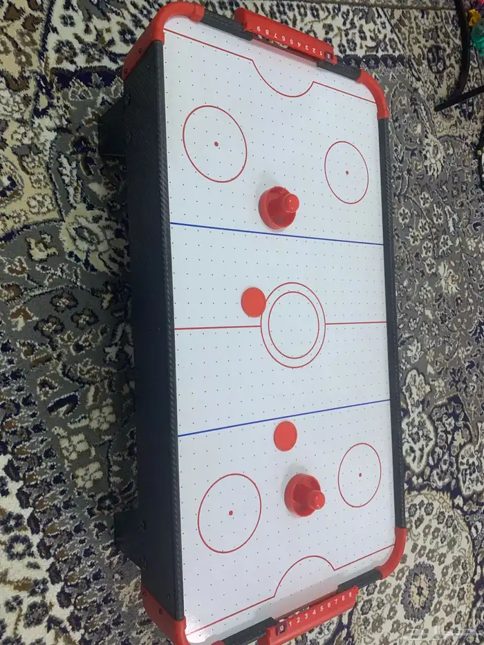 لعبه هوكي مستعمله استعمال بسيط جدا تعمل على البطاريات 4