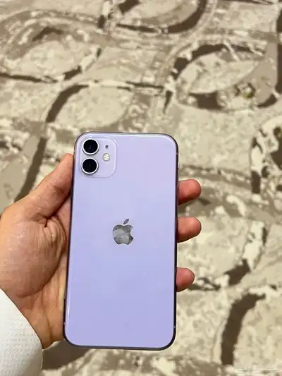 ايفون 11 العادي 1