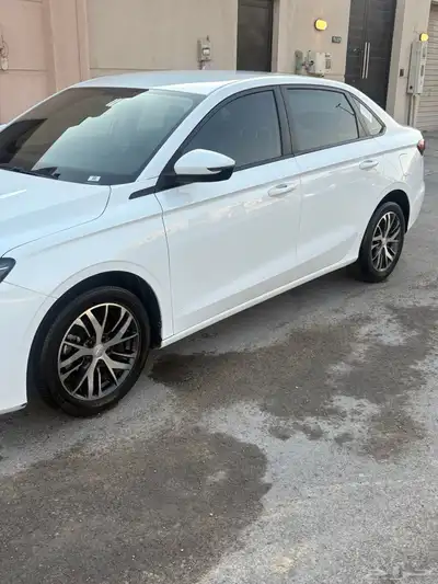 جيلي اميجراند GS 2024 استاندر 1