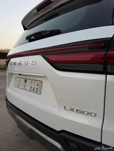 جيب لكزس LX600 2023 BB سعودي 10