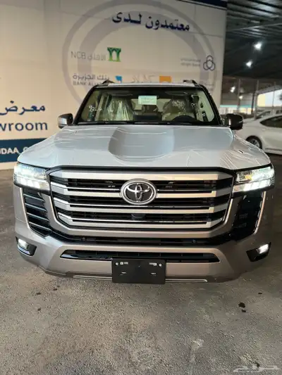 تويوتا لاند كروزر GXR2 2025 0