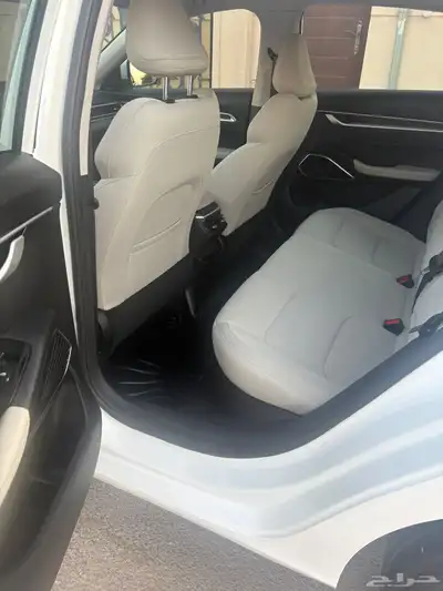 جيلي اميجراند GS 2024 استاندر 6