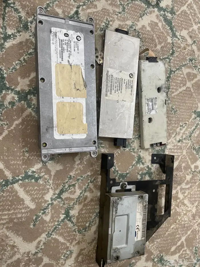 البيع مستعجل كمبيوتر صوت بي ام 2007 e66 0