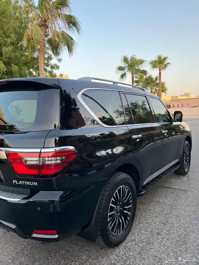 للبيع نيسان باترول بلاتينيوم 2024 V6 4