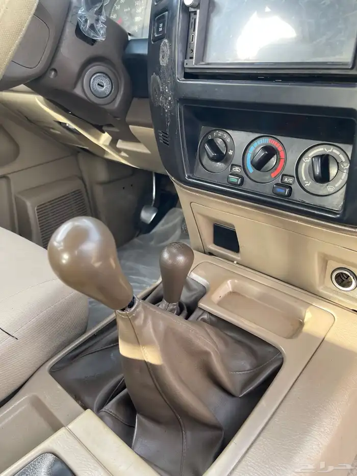 للبيع نيسان باترول بخاخ موديل 98او البدل اكسنت او الانترا 5