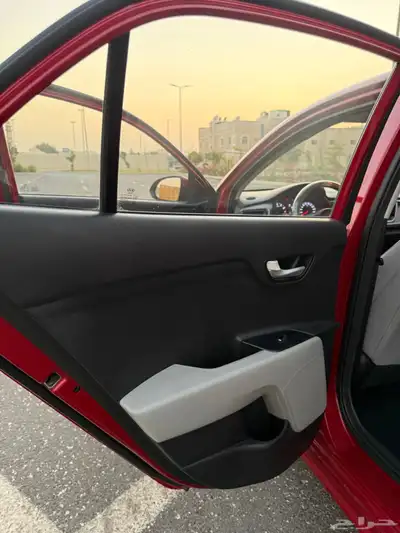للبيع كيا ريو هاتش باك 2020 ممشى 50 26