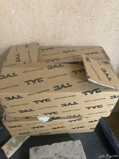 شمعات فورد فكتوريا 0