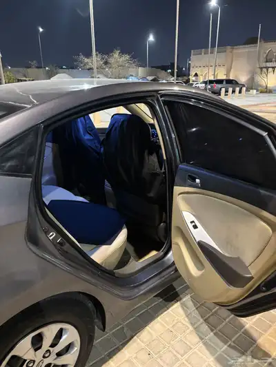 للبيع اكسنت 4