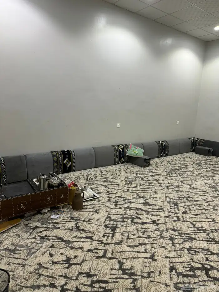 اثاث استراحة جديد 5 في 7 0