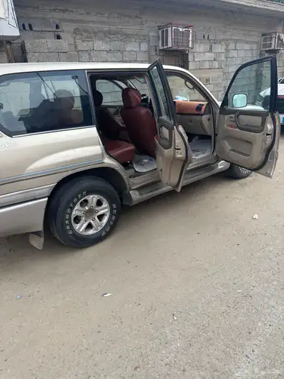 لاند كروزر 2006قير عايدي 10