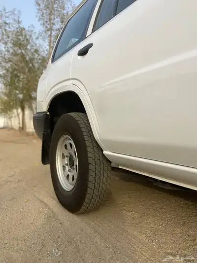 نيسان صالون أربع بييان حكومي سابقا ممشا 75 فقط 33