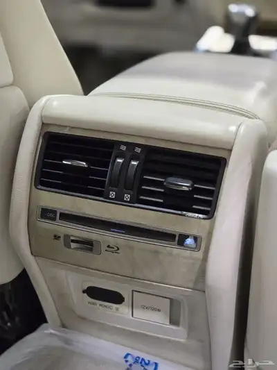 لكزس LS460 موديل 2013 بحالة ممتازة 10