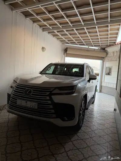 جيب لكزس LX600 2023 BB سعودي 5