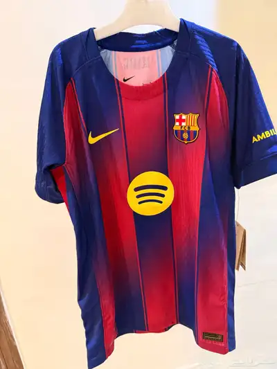قميص برشلونه إصدار لاعبين اصلي من متجر برشلونه 0