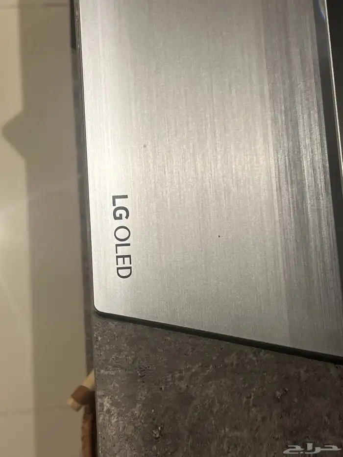 شاشة LG 8