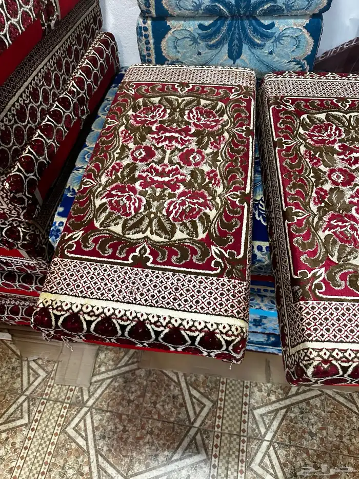 مساند تراث نادرة للبيع 3